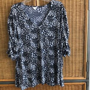 NWOT. EST. 1946 Blouse